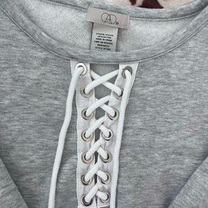 Puff sleeved pullover